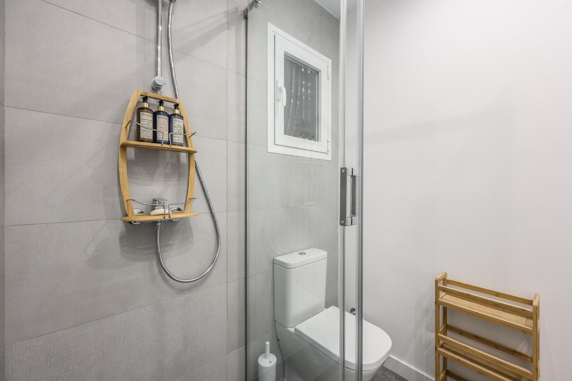 Be Coliving Madrid Centro Hotel Exterior foto