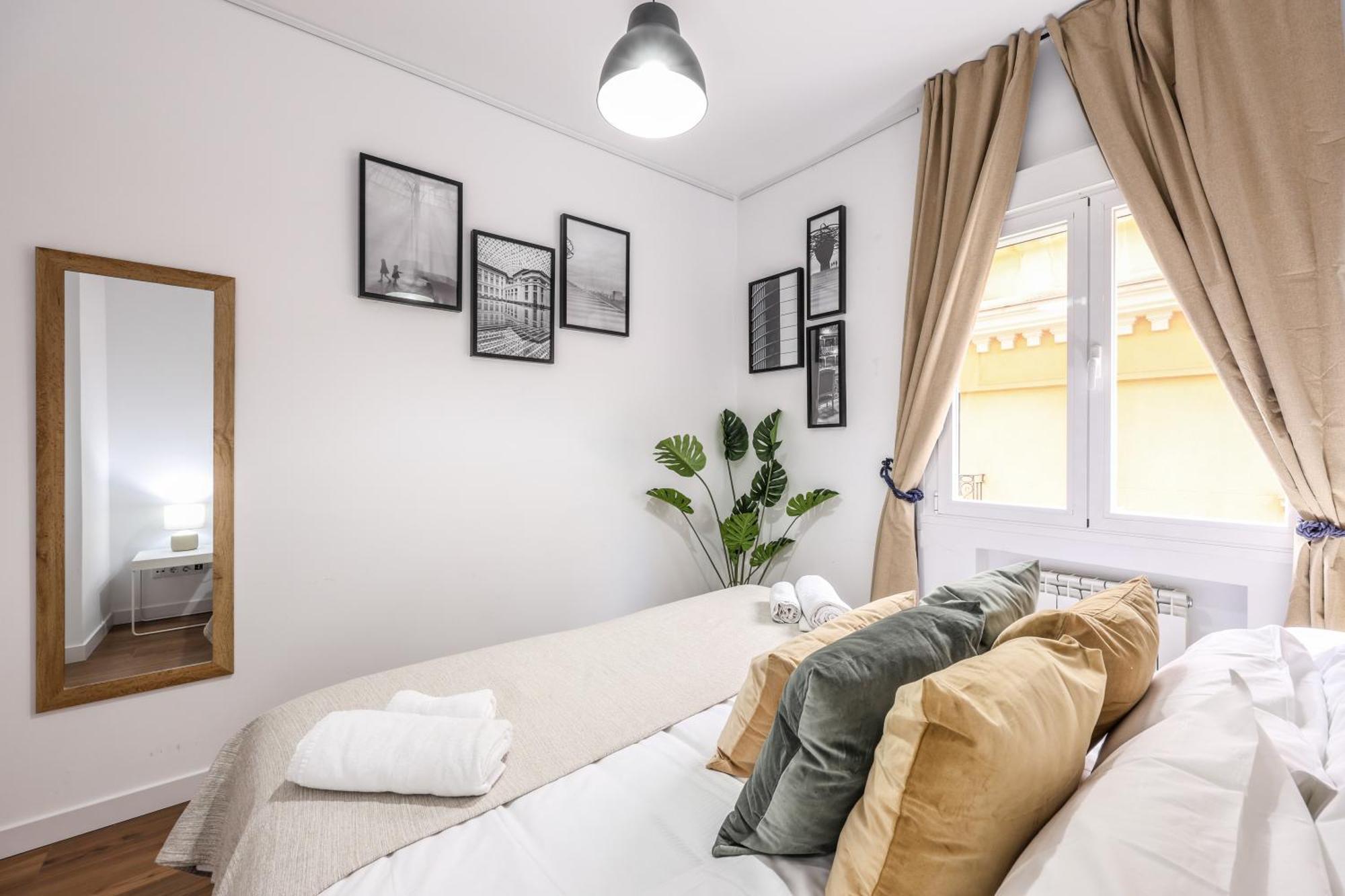 Be Coliving Madrid Centro Hotel Exterior foto